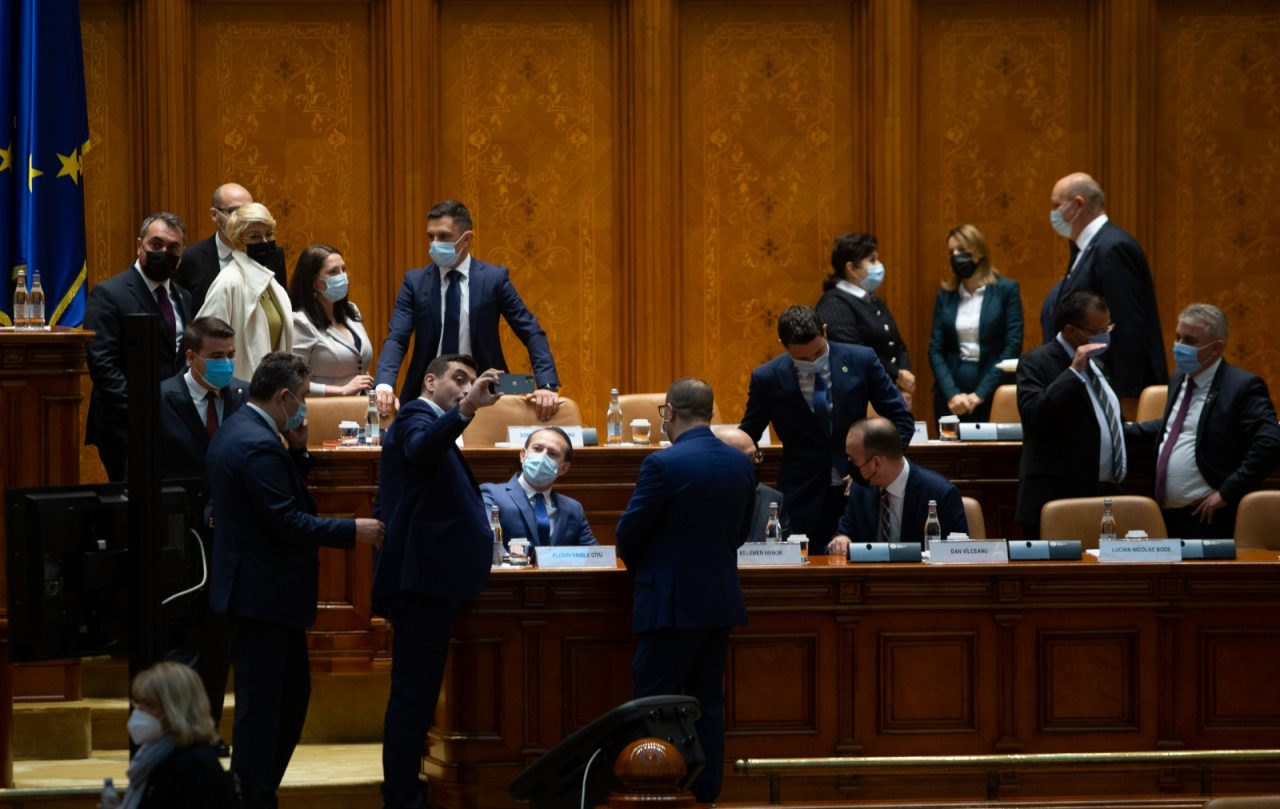 Guvernul Cîțu se reunește în prima ședință la Palatul Victoria după ce a fost demis în Parlament. Ordinea de zi