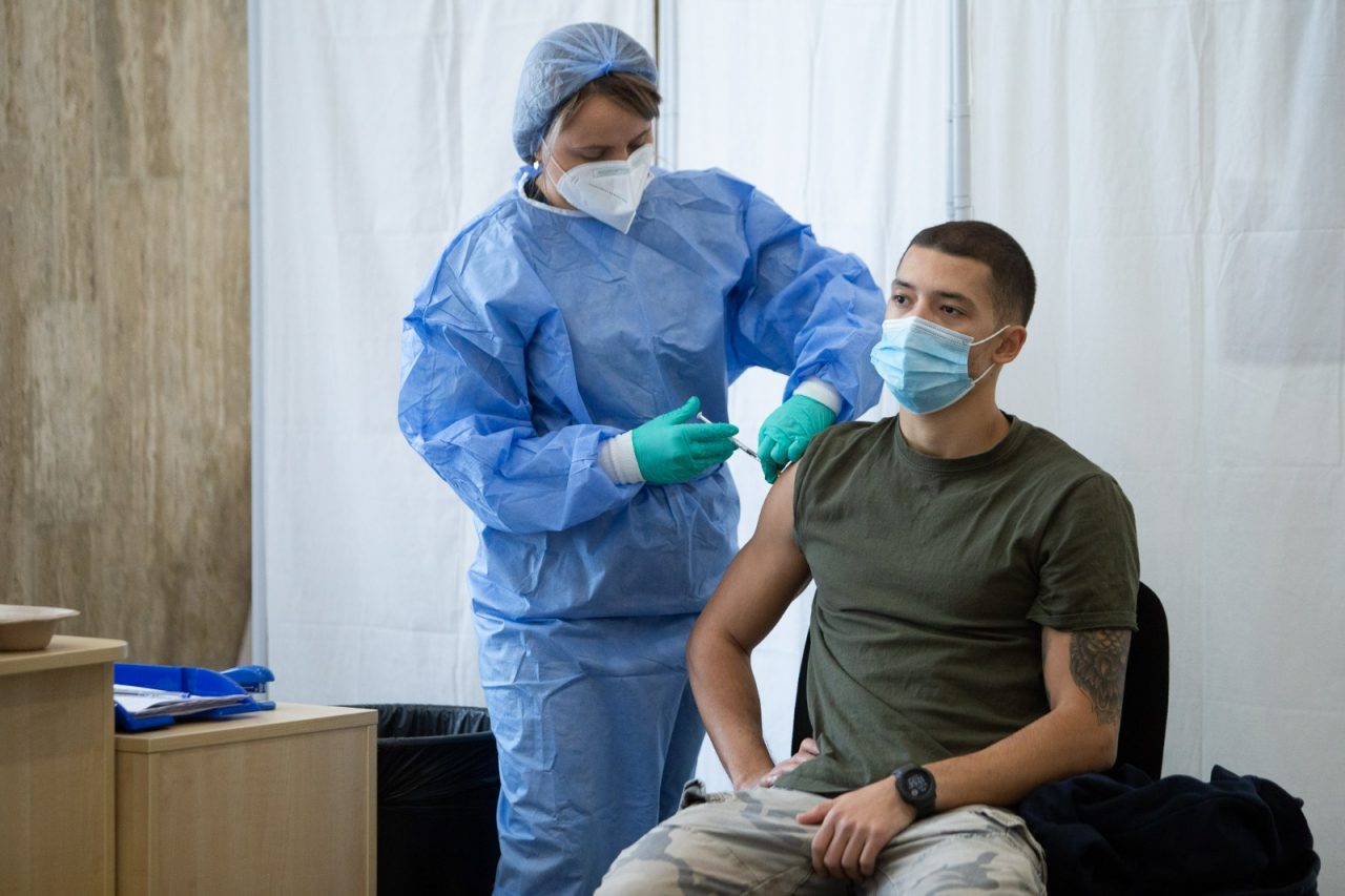 Aproape 44.000 de persoane s-au vaccinat anti-Covid în România, în ultimele 24 de ore