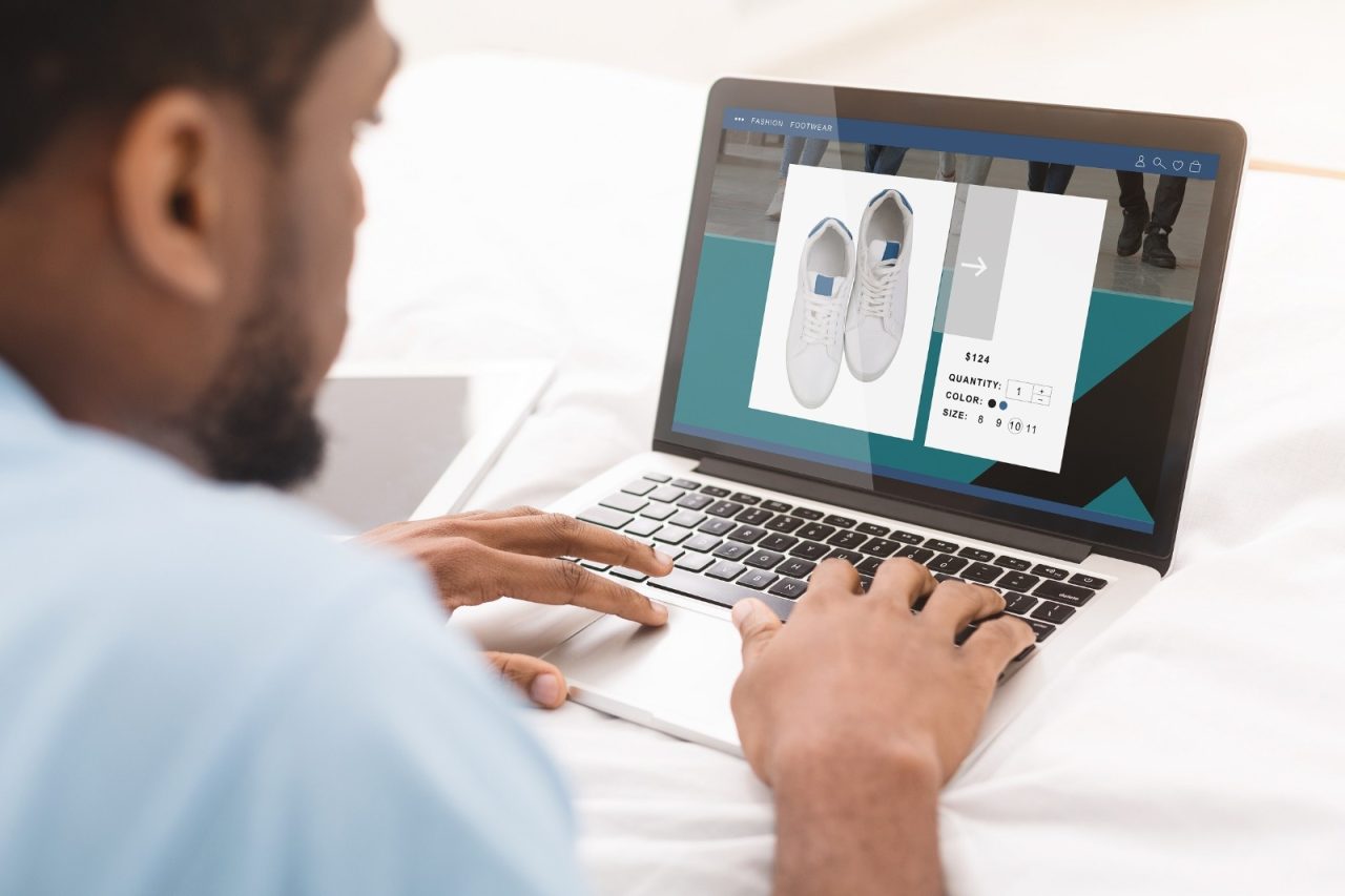 Cum să alegi din mediul online încălțăminte sport pentru copii?