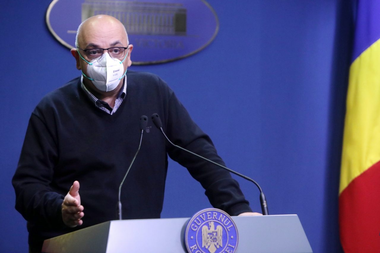 Raed Arafat anunță noile măsuri decise de CNSU despre masca de protecție și accesul pentru nevaccinați în magazine, restaurante și pe stadioane