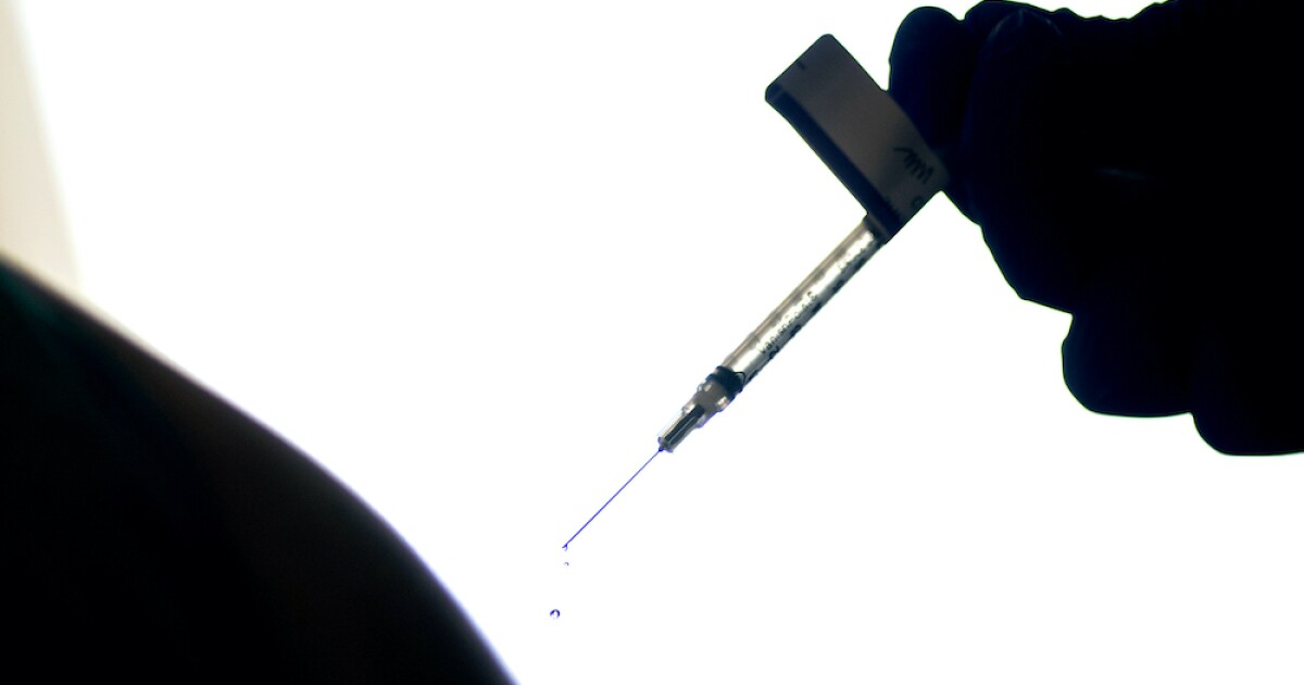 Un bărbat injecta bolnavilor aer în vene, în Texas. Bărbatul este acuzat de moartea a patru pacienţi