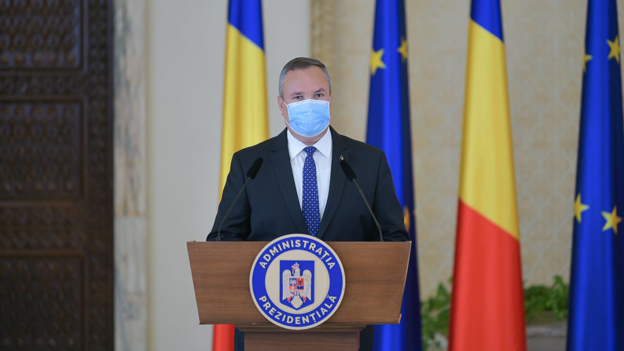 Nicolae Ciucă are termen-limită sâmbătă seara să depună în Parlament lista miniștrilor și programul de guvernare. Care este procedura pentru învestirea unui nou Executiv