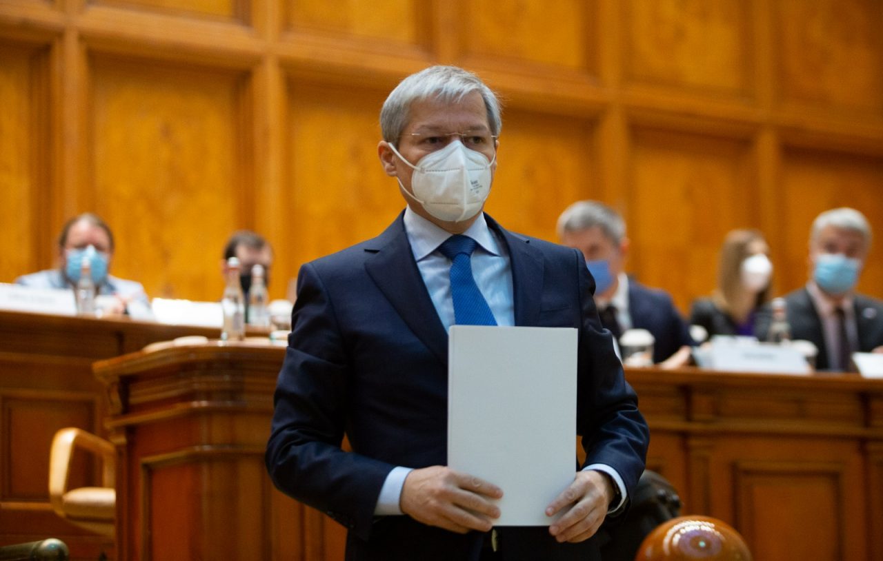 Cioloș: Obiectivul e să avem un premier care să poată gestiona un guvern de coaliție, nu un guvern al unui partid