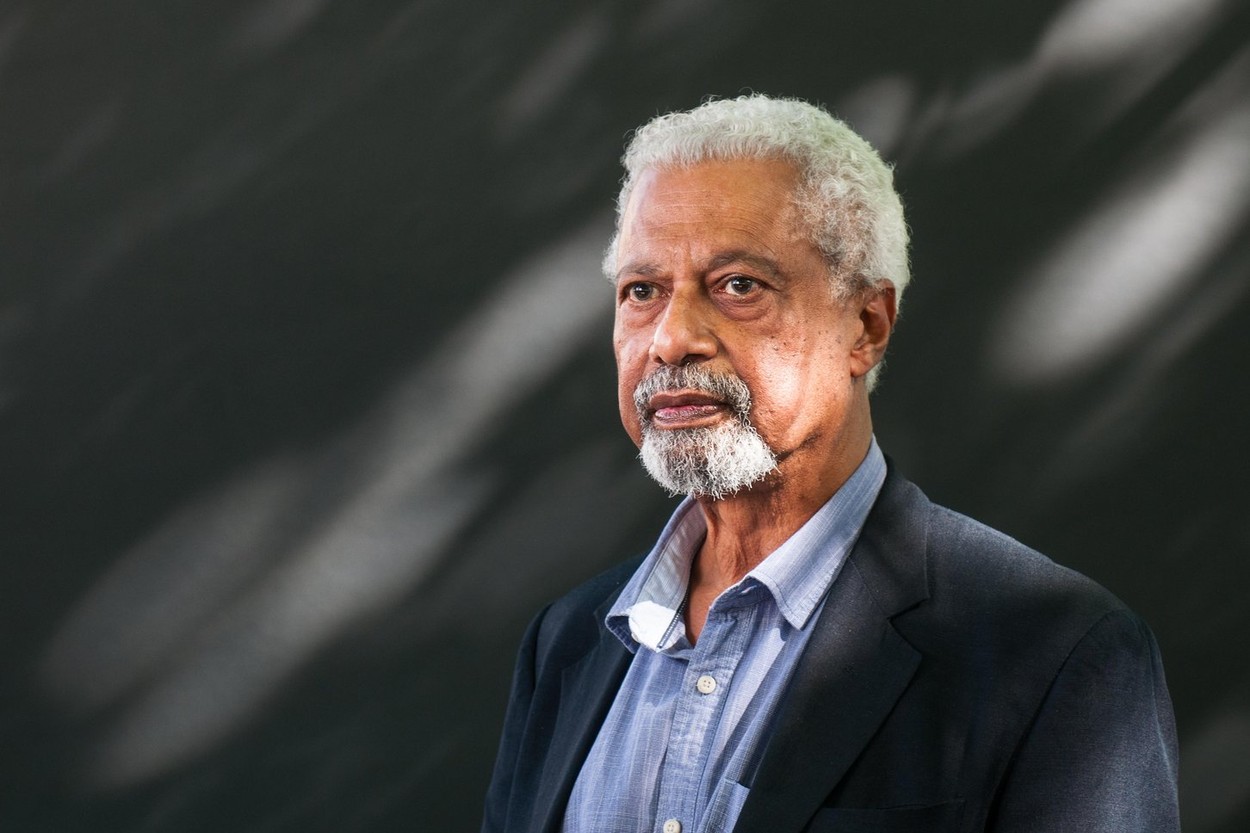 Premiul Nobel pentru literatură i-a fost acordat scriitorului Abdulrazak Gurnah. Mircea Cărtărescu era considerat marele favorit