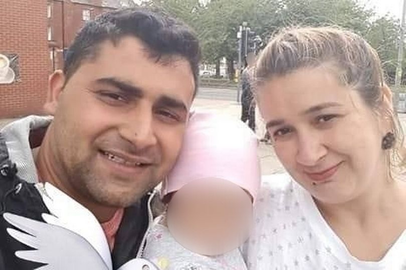 Doi români stabiliți în Marea Britanie, acuzați că și-au omorât copilul. Robert avea doar șase luni