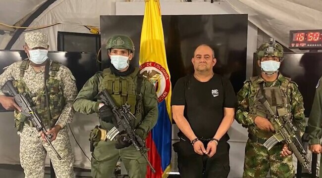 A fost arestat cel mai căutat traficant de droguri din Columbia, pentru care SUA oferiseră o recompensă fabuloasă. „Cea mai grea lovitură, comparabilă doar cu căderea lui Pablo Escobar” (VIDEO)