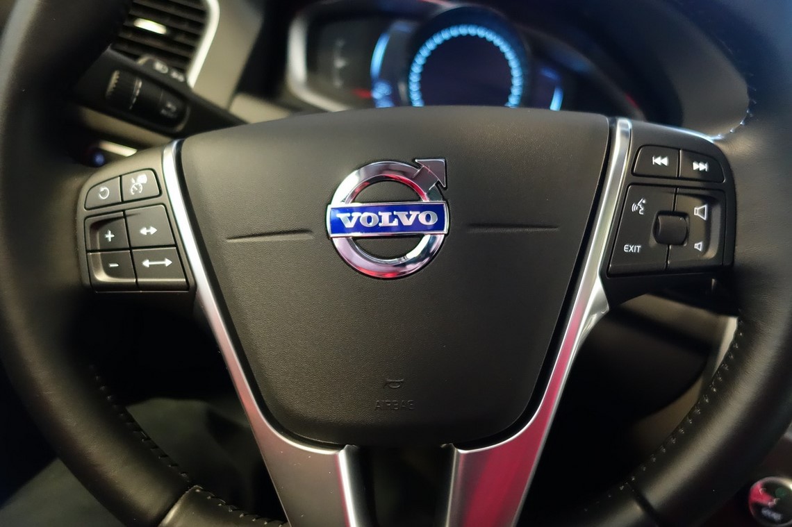 Volvo recheamă aproape 500.000 de mașini din cauza airbag-urilor. Lista modelelor vizate