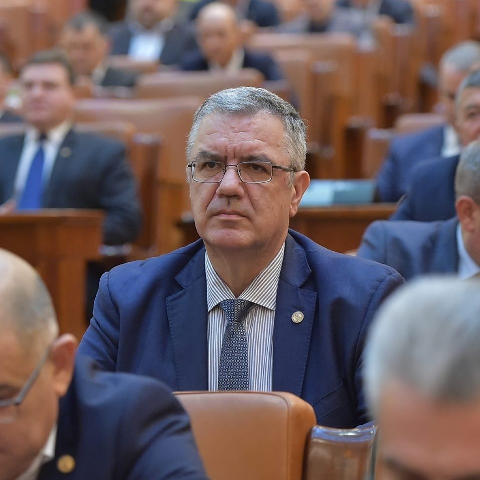 Încă un deputat a demisionat din grupul parlamentar PNL