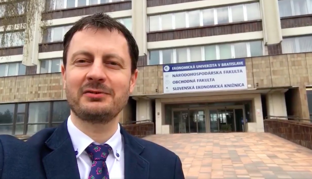 Slovacia este a doua țară din Europa care impune lockdown total