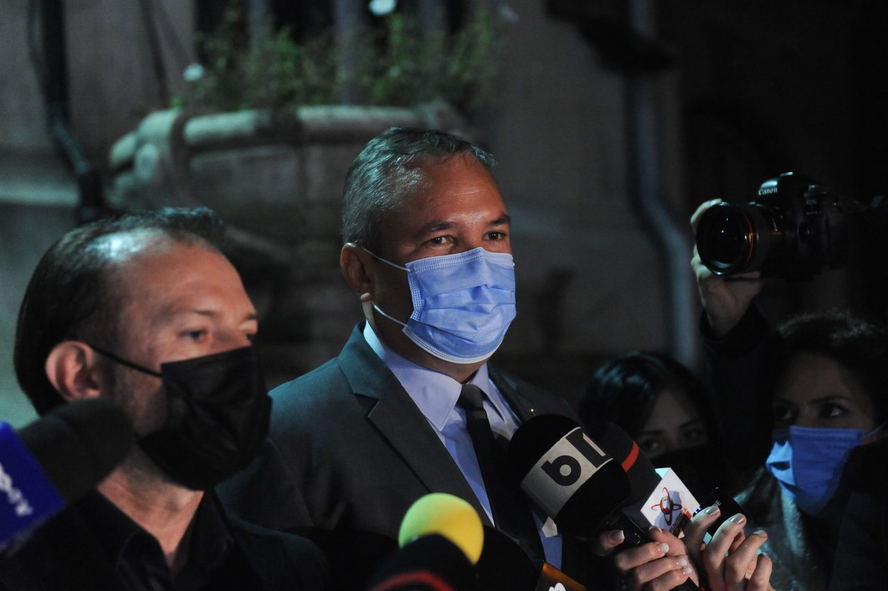8 ȘTIRI DE LA ORA 8. Premierul desemnat, Nicolae Ciucă, și-a depus mandatul