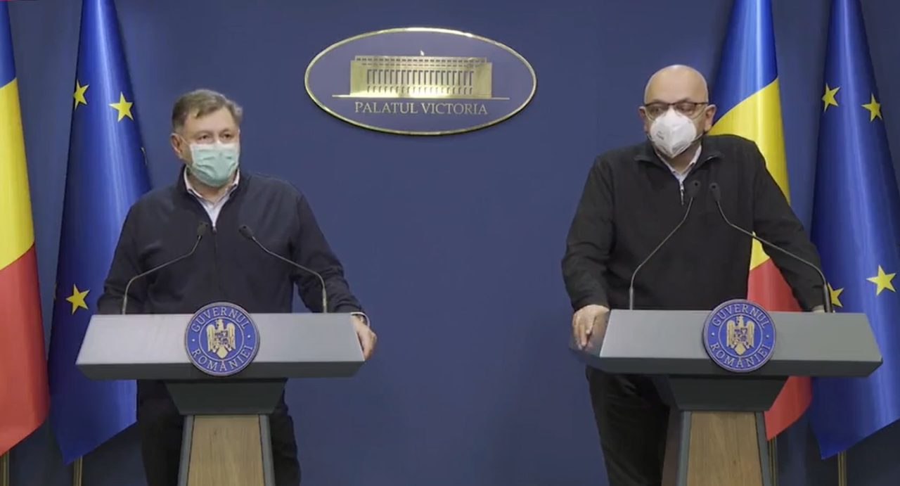 LIVE VIDEO | Ministrul Sănătății, Alexandru Rafila, decizie după apariția tulpinii sud-africane: Românii care vin din această zonă afectată vor fi carantinați pentru 14 zile