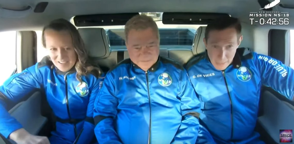 Antreprenorul Glen de Vries, care a zburat în spațiu alături de actorul William Shatner, a murit într-un accident aviatic