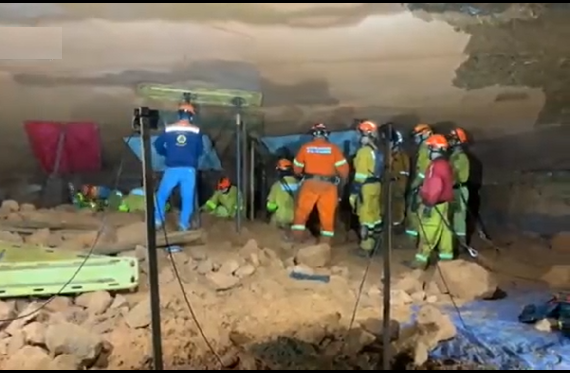 Tragedie în Brazilia. Nouă pompieri au murit în urma prăbușirii tavanului unei peșteri