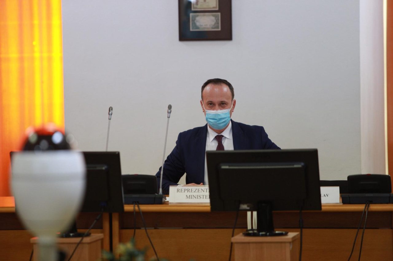 Noul ministru al Finanțelor, Adrian Câciu: Salariile bugetarilor, pensiile și toate drepturilor cetățenilor vor fi plătite fără probleme până la sfârșitul anului