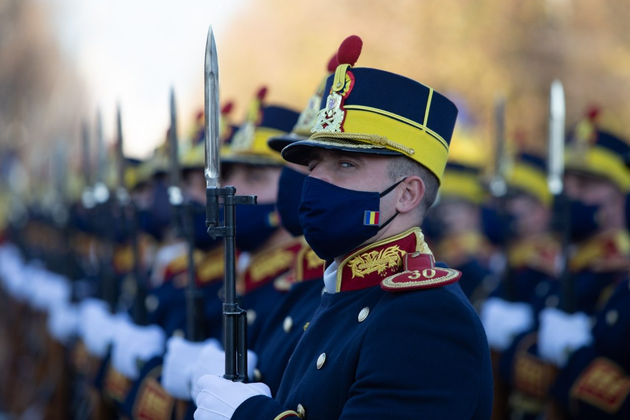 103 ani de la Marea Unire | Trupele vor defila din nou pe sub Arcul de Triumf. Programul ceremoniilor și condițiile de participare în al doilea an al pandemiei