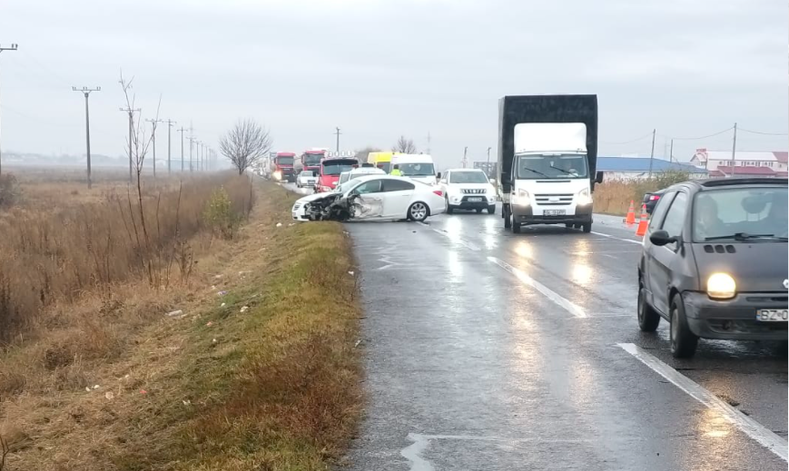 O persoană a decedat în urma unui accident rutier din Buzău. Traficul este blocat pe ambele sensuri pe DN2