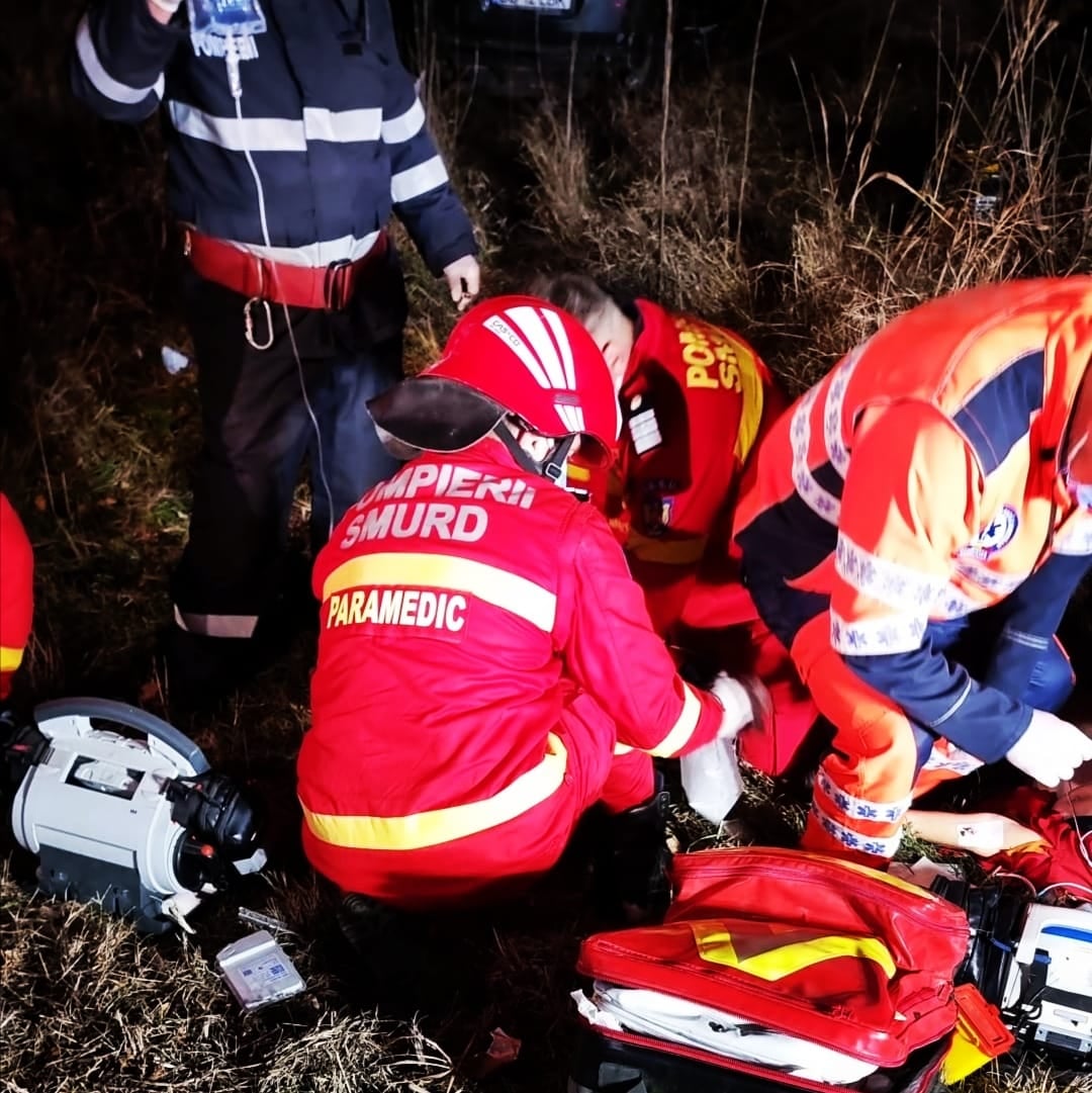 Copil de 14 ani, lovit mortal de o mașină pe un drum din județul Dâmbovița