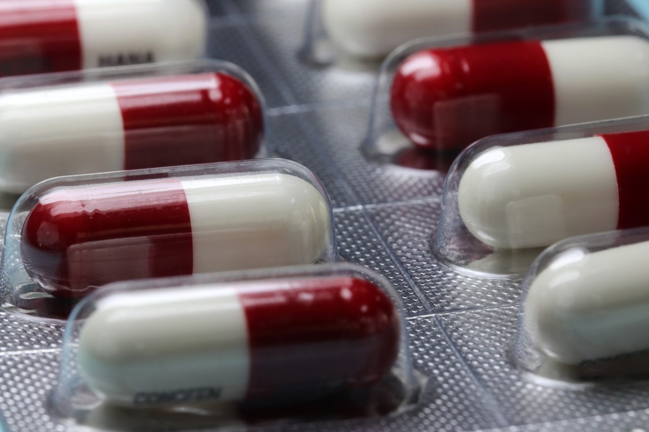 8 ȘTIRI DE LA ORA 8. Agenţia Europeană pentru Medicamente a aprobat două noi medicamente împotriva COVID-19