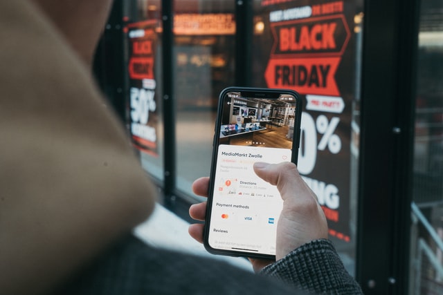 Ce este Black Friday și cum a apărut acest eveniment important al cumpărăturilor