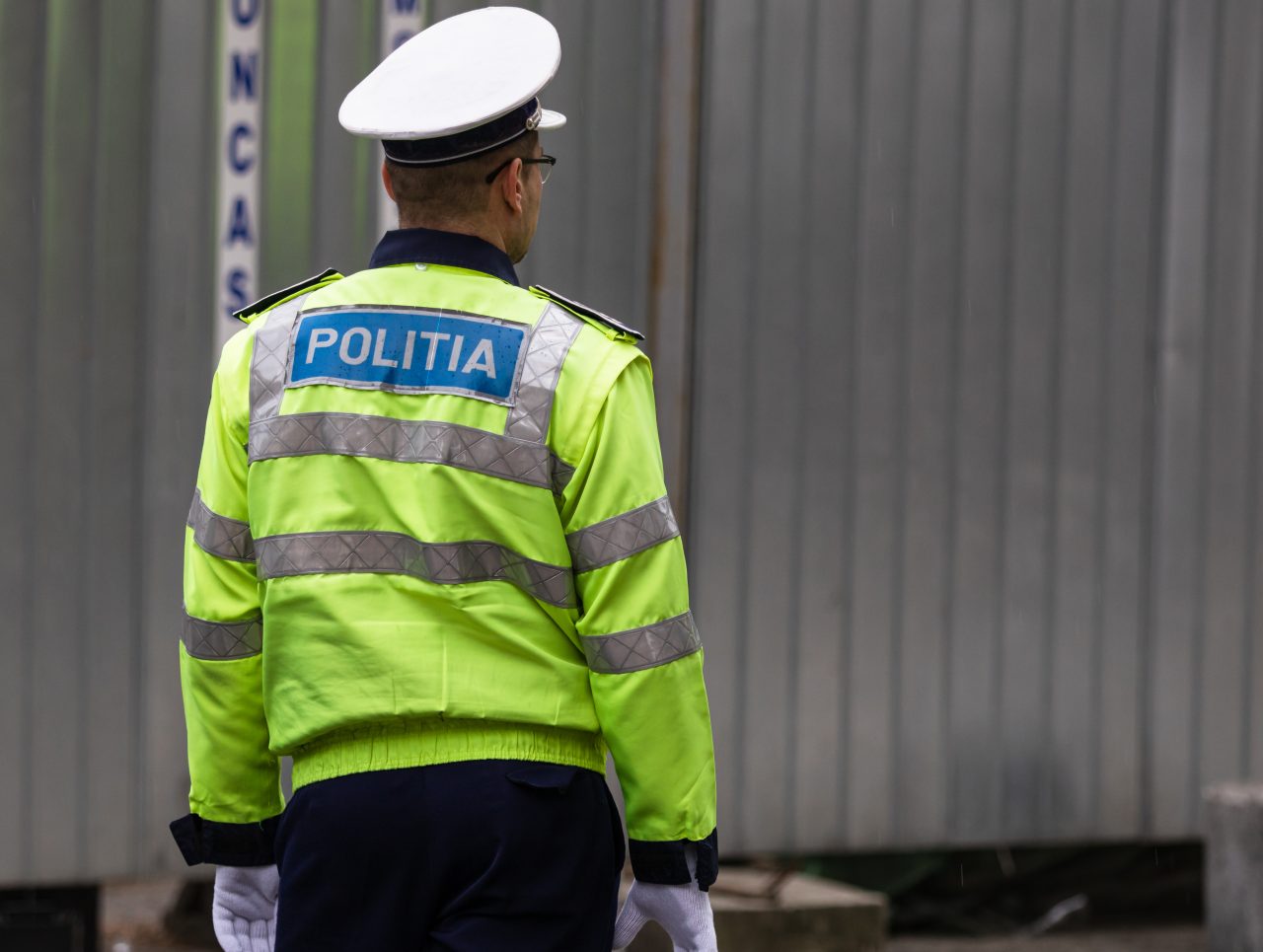 8 ȘTIRI DE LA ORA 8. Polițiștii amenință că vor protesta de Ziua Națională. Ce îi nemulțumește pe oamenii legii