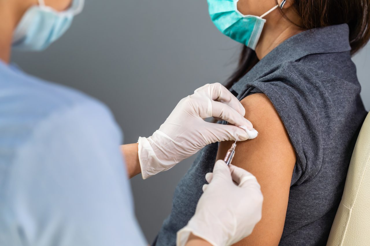 Loteria vaccinării 7 noiembrie. Numărul câștigător pentru premiul săptămânal de 100.000 de lei