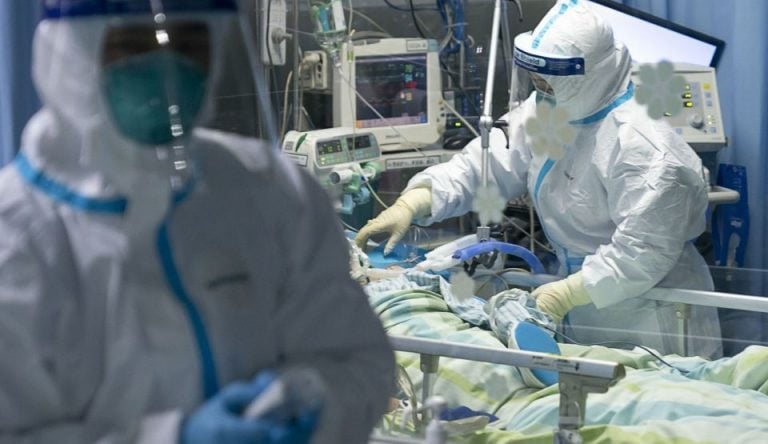Avertismentul medicilor: Crește numărul cazurilor de „ciupercă neagră” în România la pacienți care au trecut prin COVID-19