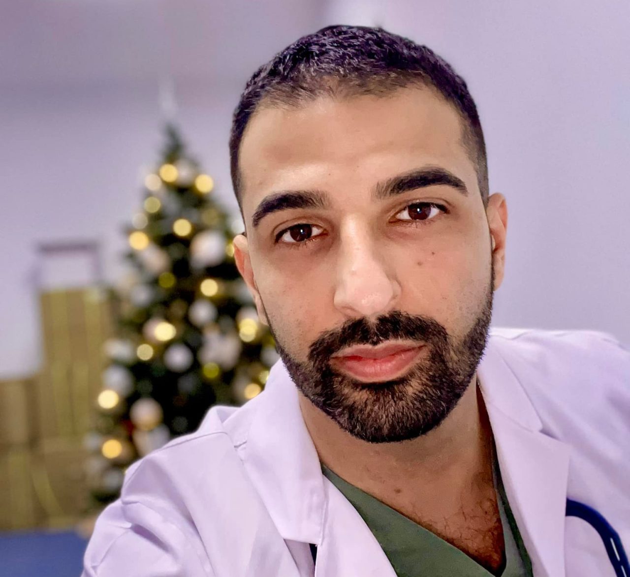 Mesajul unui medic ATI cu ocazia sărbătorilor: „Ne putem considera și binecuvântați dacă nu avem pe nimeni în spital”