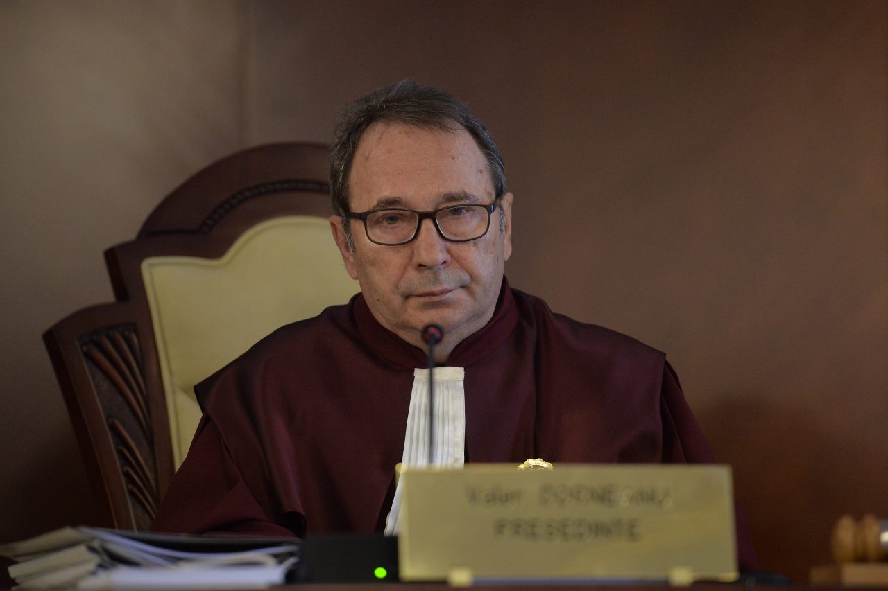 Valer Dorneanu, președintele CCR, a ieșit pozitiv SARS-CoV-2, după ce a stat inițial șapte zile în izolare infectat cu coronavirus