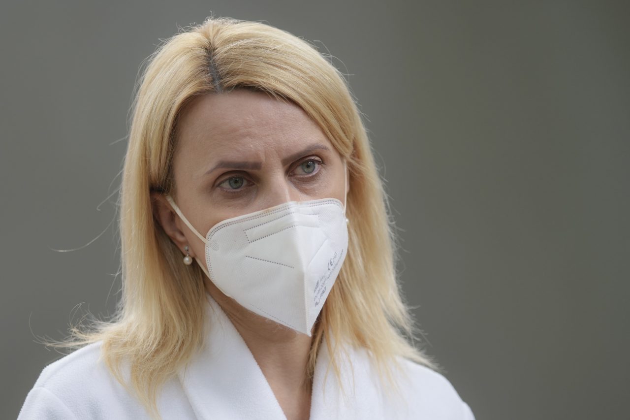 Beatrice Mahler: Cel mai probabil, varianta Omicron se va răspândi mai rapid în următoarea perioadă