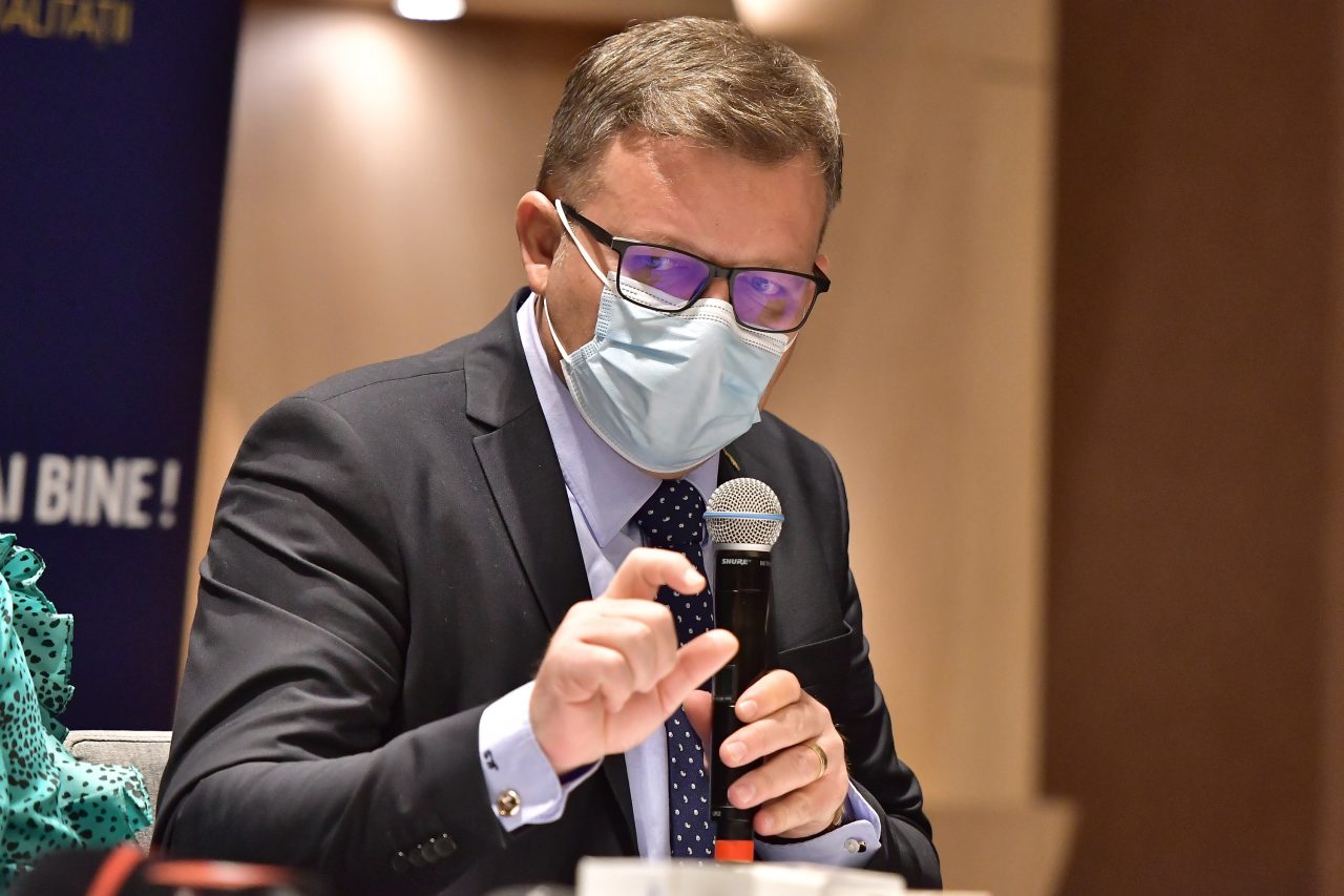 Ministrul Muncii dă asigurări că pensiile cresc din ianuarie: „Se tipăresc deja taloanele”