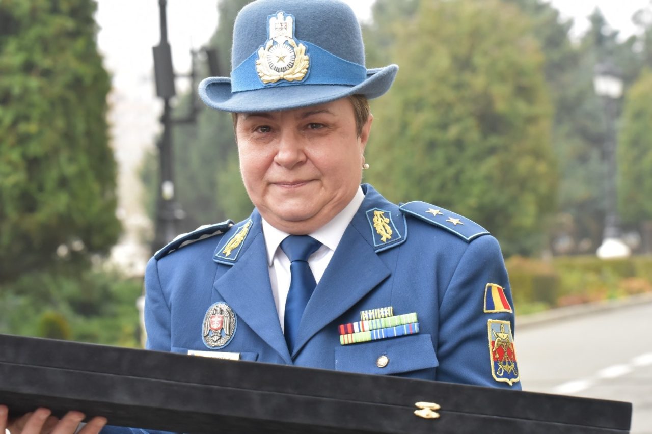 Nicolae Ciucă și-a numit șef de cabinet o fostă consilieră militară din Ministerul Apărării Naționale, general-maior în rezervă. Ce avere are Paula Cristea
