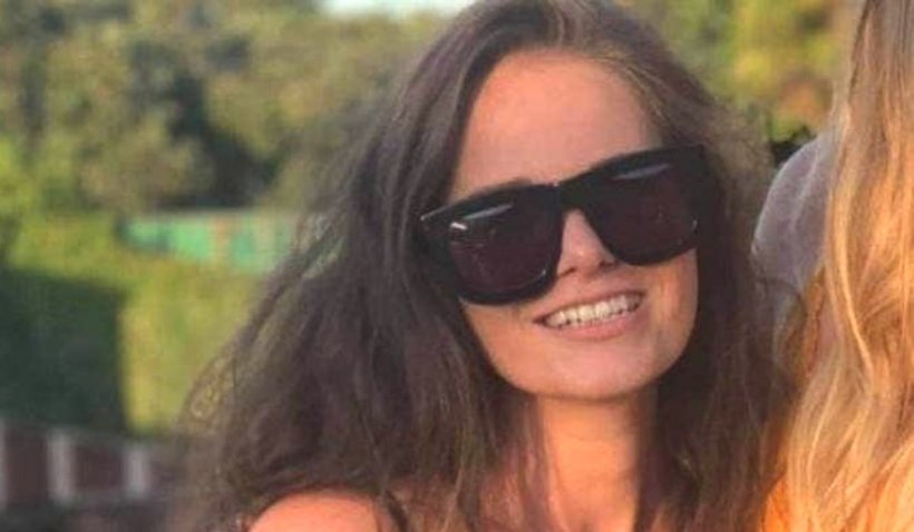 O tânără îşi va organiza nunta, dar şi propria înmormântare, după ce medicii au anunţat-o că mai are de trăit câteva luni