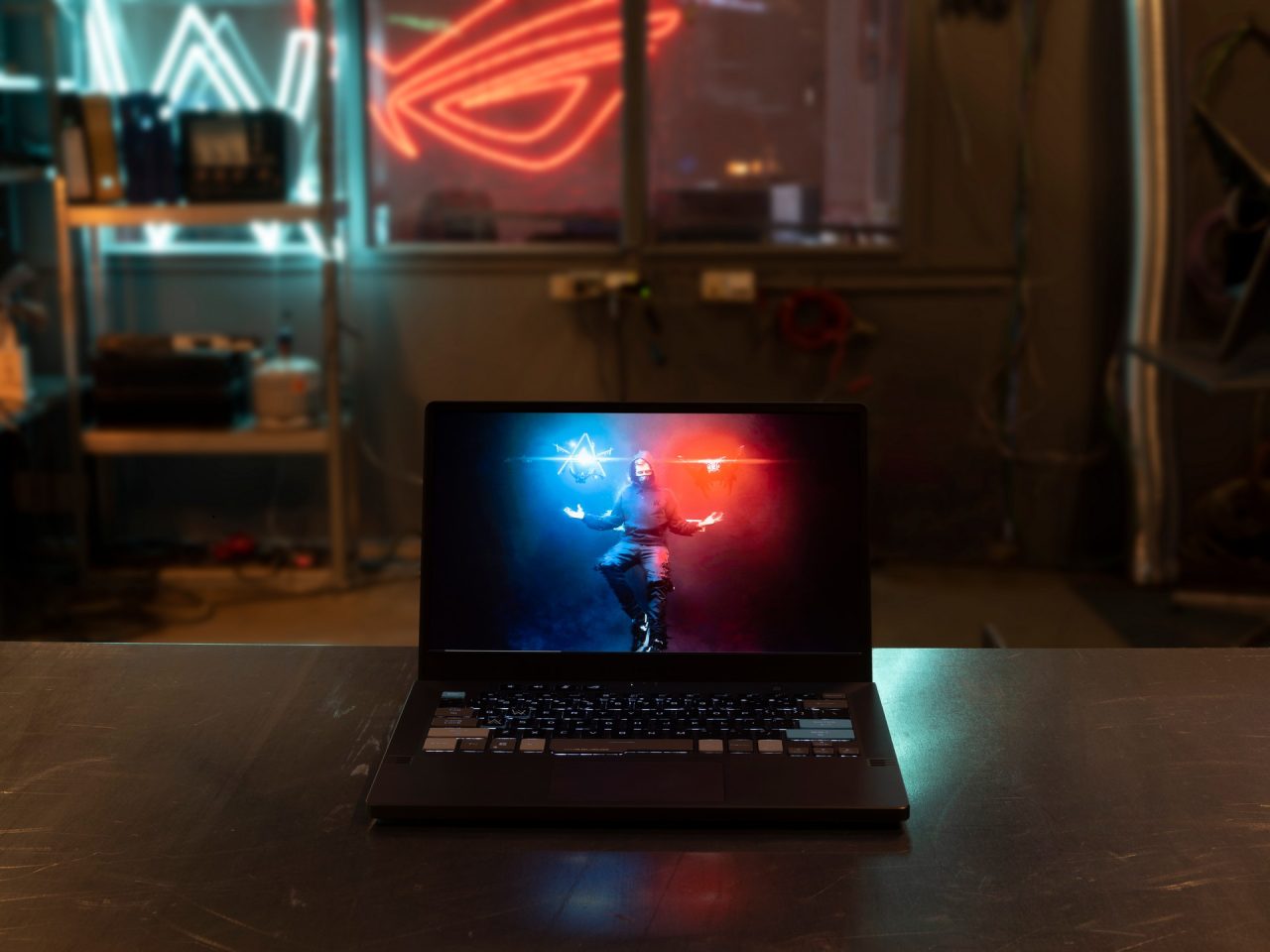 ROG Zephyrus: laptopuri de gaming care ignoră orice limită