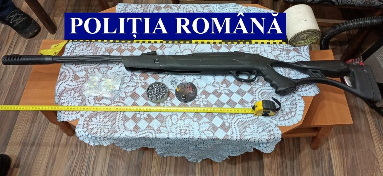 VIDEO | 26 de percheziții la persoane bănuite de deținere ilegală de arme