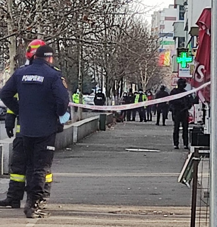 O alertă cu bombă a fost anunțată în Capitală. Mai multe echipaje intervin în zonă