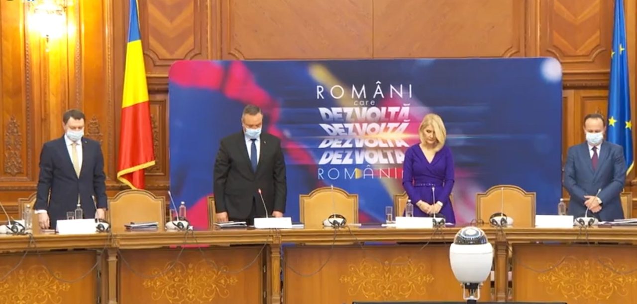 Nicolae Ciucă, moment de reculegere pentru cei care au murit la Revoluția din 1989