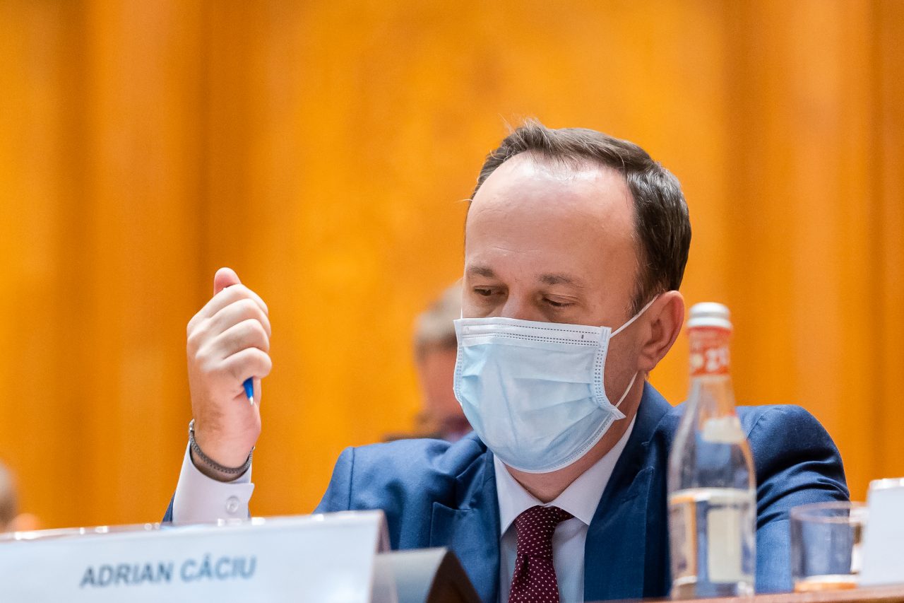 Adrian Câciu: „În 2022 este exclus să crească taxele, altele decât cele care erau programate”