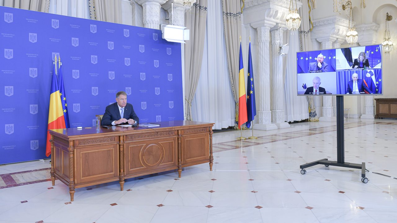 Klaus Iohannis merge la Bruxelles pentru a discuta cu liderii europeni. Care este mandatul președintelui