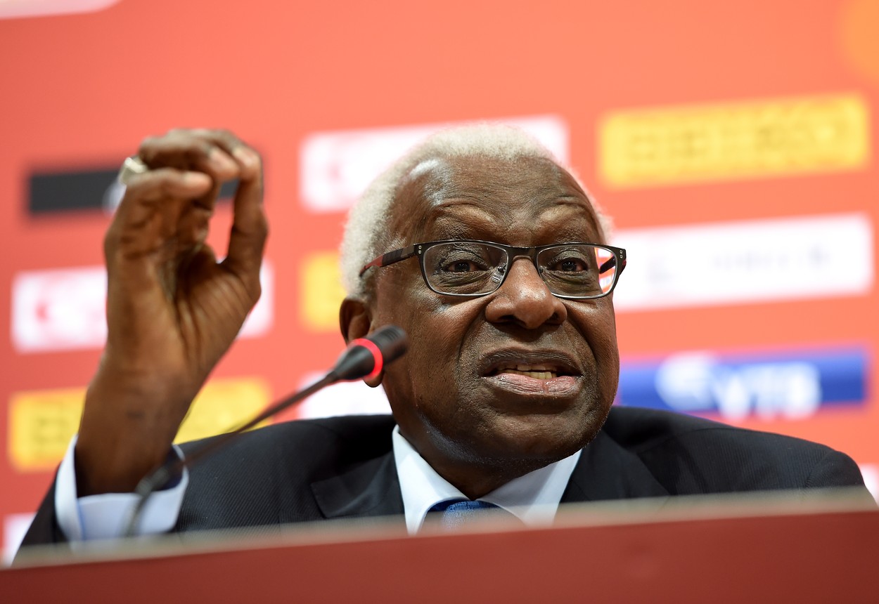 A murit Lamine Diack. Fostul șef al atletismului mondial avea 88 de ani