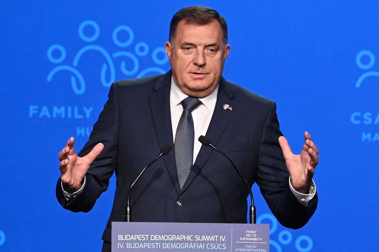 Tensiuni în creștere în Balcani. Sârbii din Bosnia fac un nou pas spre secesiune