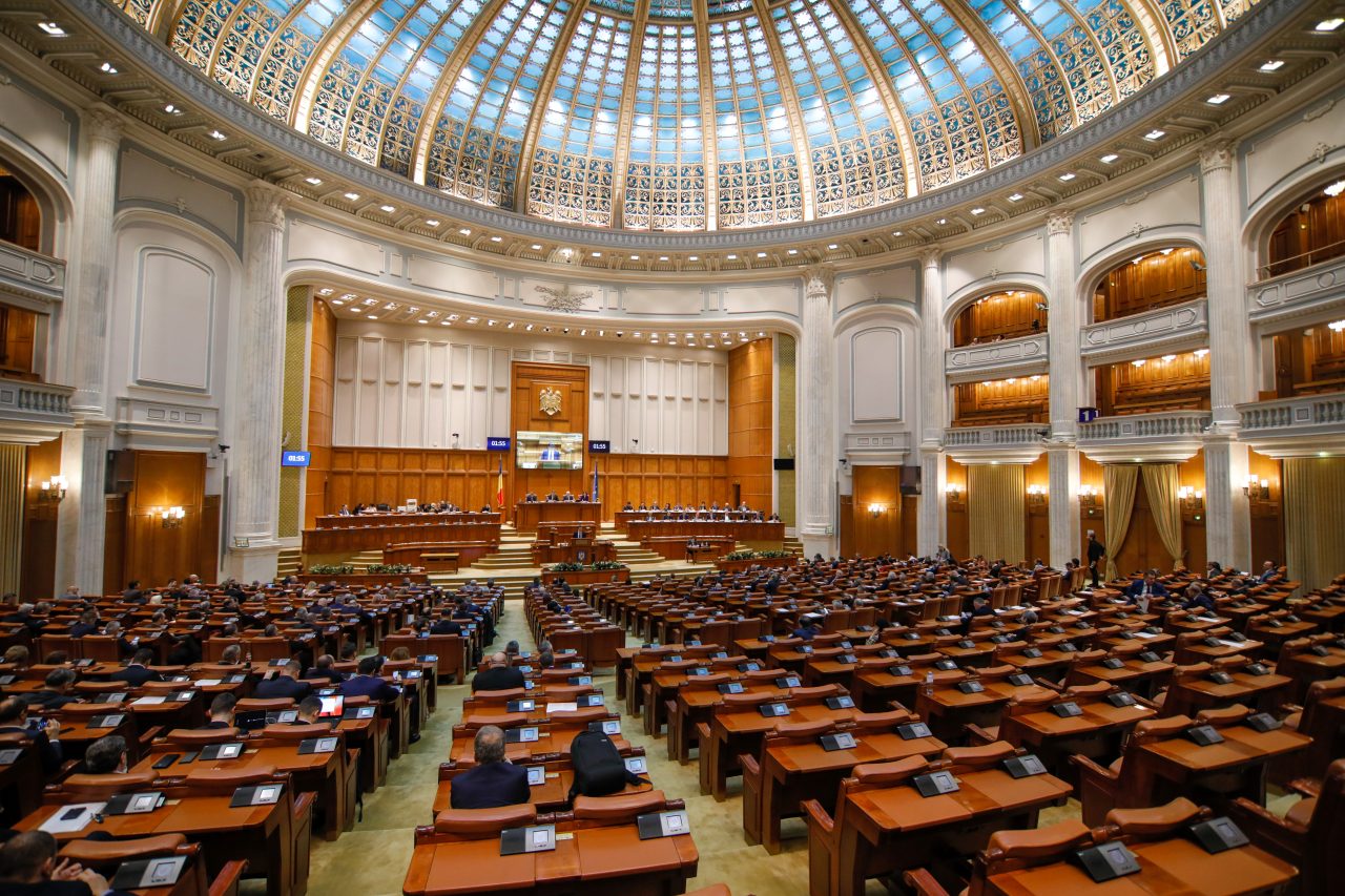 ANOSR: Procentul de 2,28% din PIB alocat pentru educație în bugetul pe 2022 este rușinos
