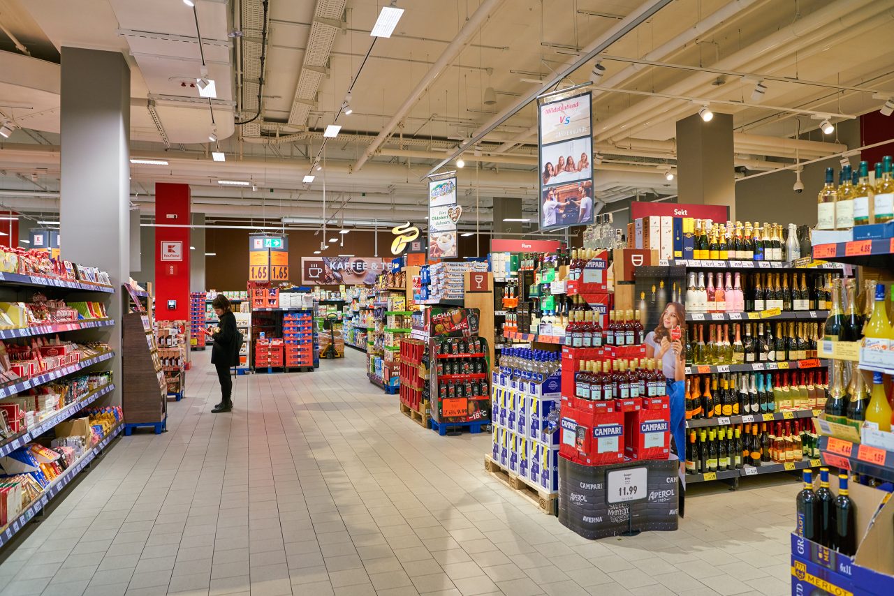 Program Kaufland de Anul Nou 2023. Orarul hipermarketurilor pentru 31 decembrie 2022, 1 și 2 ianuarie 2023