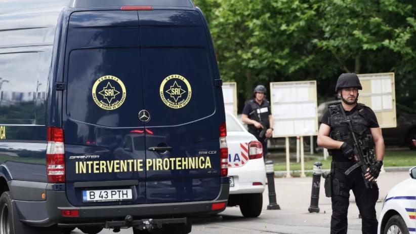 Refugiat afgan, expluzat din România după ce SRI a descoperit că avea legături cu grupări teroriste. Bărbatul ceruse azil în țara noastră
