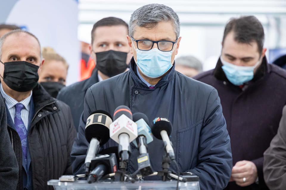 Premierul Nicolae Ciucă l-a propus ca interimar la Cercetare pe ministrul Energiei, Virgil Popescu, după demisia lui Florin Roman