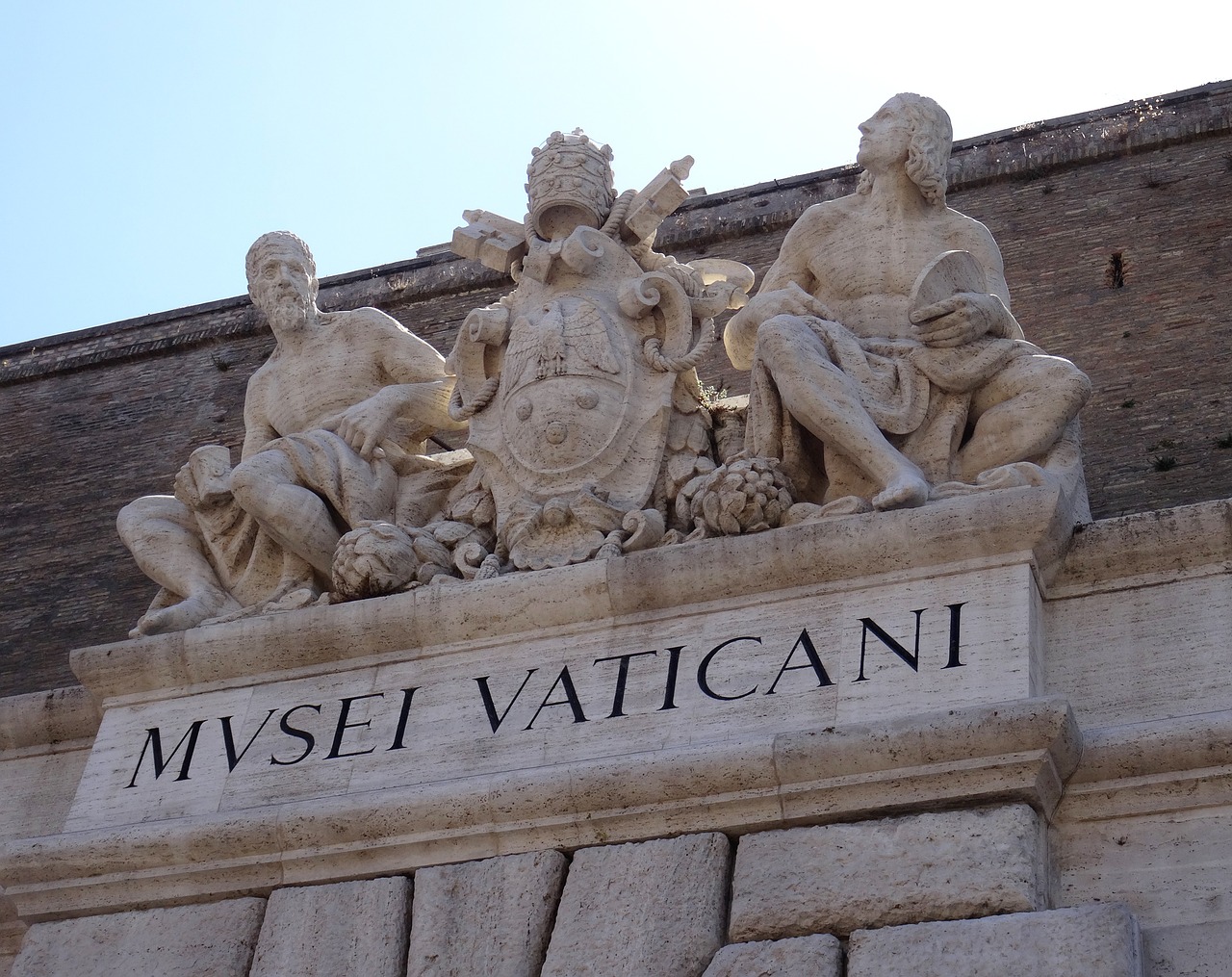 Vaticanul a demarat o anchetă internă de amploare privind 251 de presupuși pedofili care ar fi agresat minori între 1943 și 2018