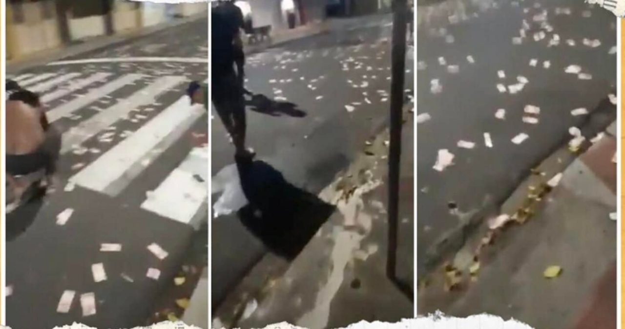 „Ploaie de bani” pe o stradă din Alexandria. Cum a ajuns o sacoșă plină cu bancnote pe capota unei mașini