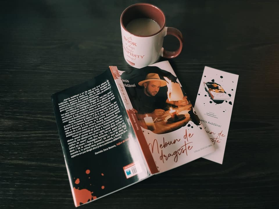 ”Nebun de dragoste”, versuri cu dichis scrise de „cel care reinventează poezia”, poetul cu pălărie, Narcis Avădănei