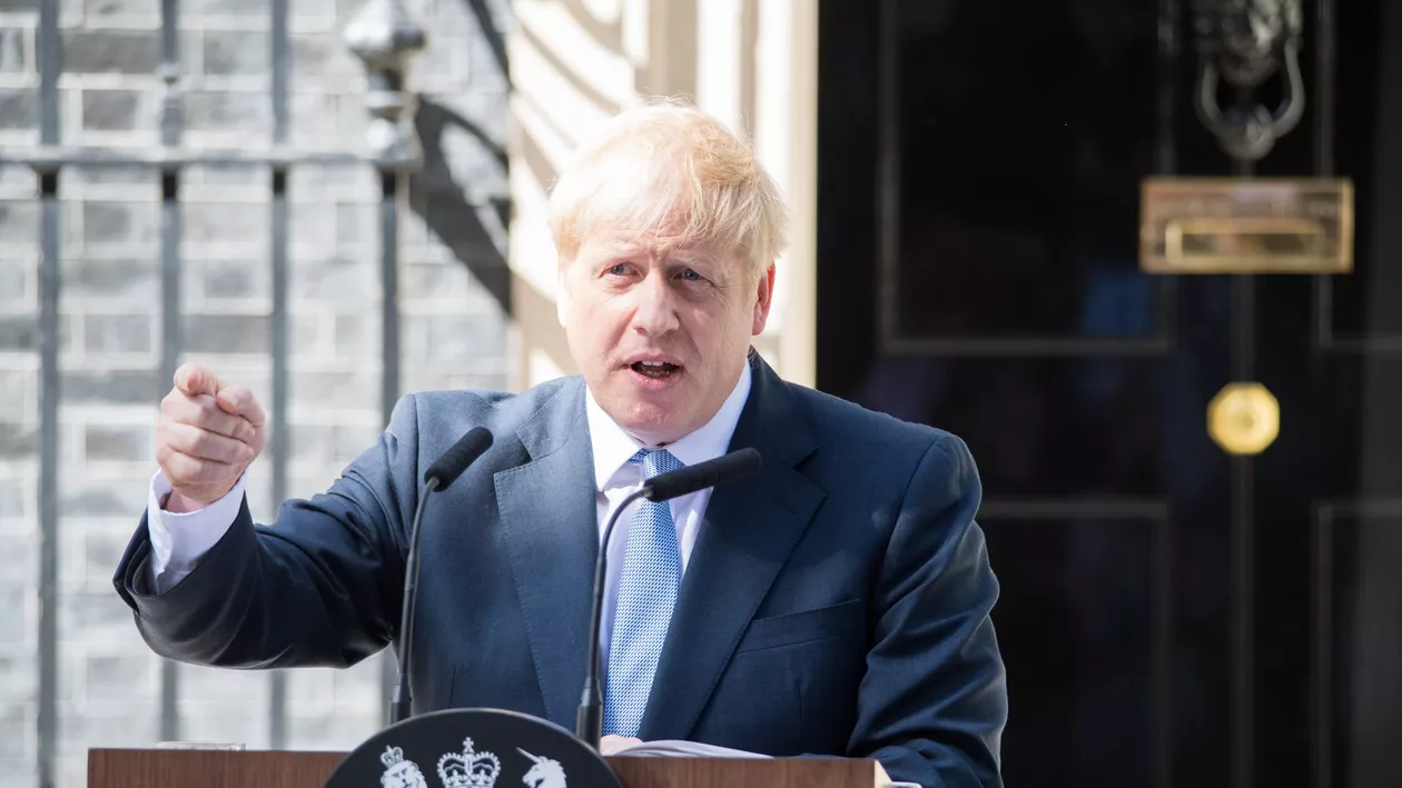 VIDEO | Marea Britanie va propune NATO o desfăşurare „majoră” de trupe în Europa. Boris Johnson vizitează Ucraina și va discuta cu Vladimir Putin