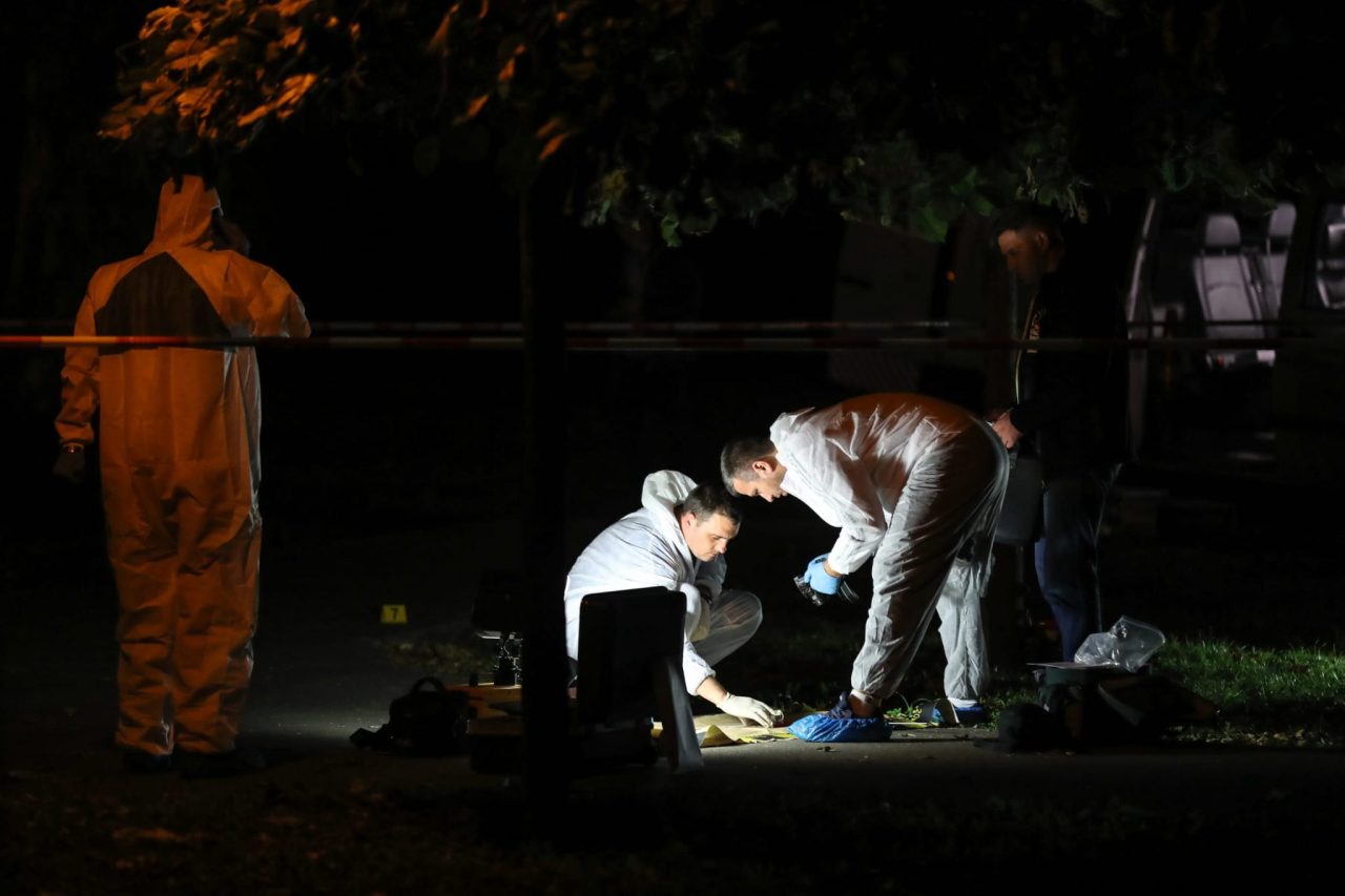 Concluzie șocantă a polițiștilor care investigau moartea unui bărbat despre care credeau că a fost mâncat de câini. Anchetatorii au descins în forță peste șoferii turci din vama Giurgiu
