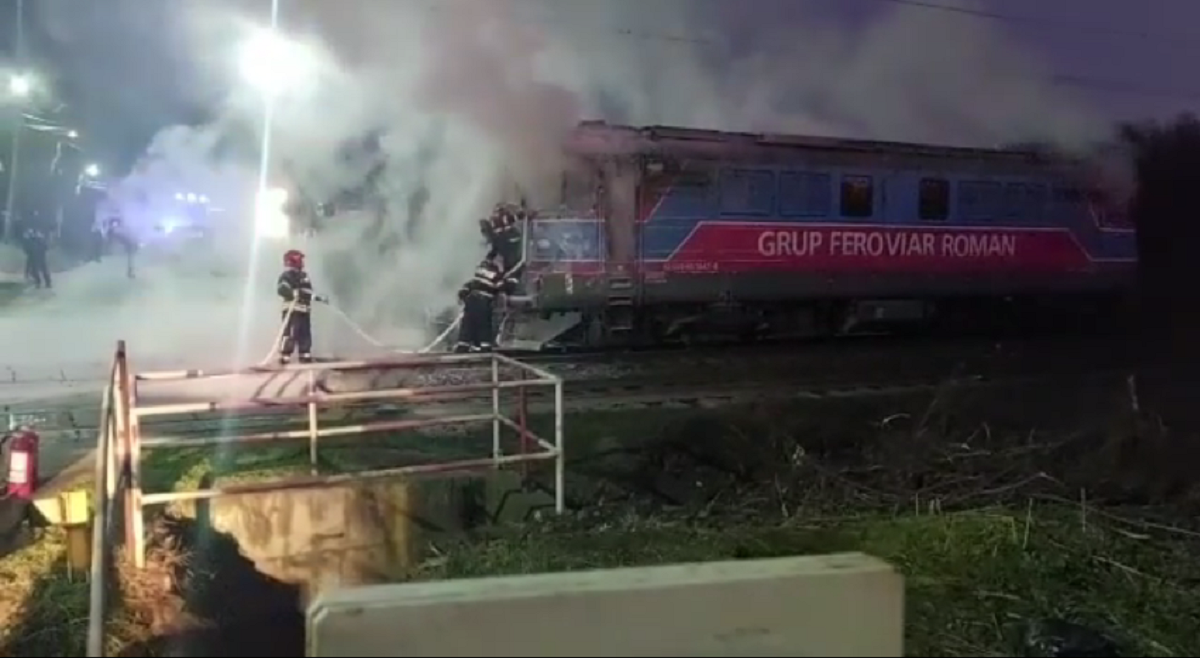 Ministrul Transporturilor, după ce o locomotivă a luat foc pe Valea Prahovei și mai multe trenuri de persoane au avut întârzieri uriașe: „Nu e primul și nici ultimul incident de acest fel, din păcate”